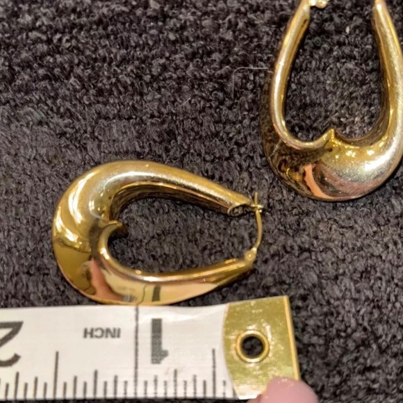 14k Yellow Gold Swirl Hoop Wave Twist Hollow Earrings 1  1/2 In - Picture 3 of 11